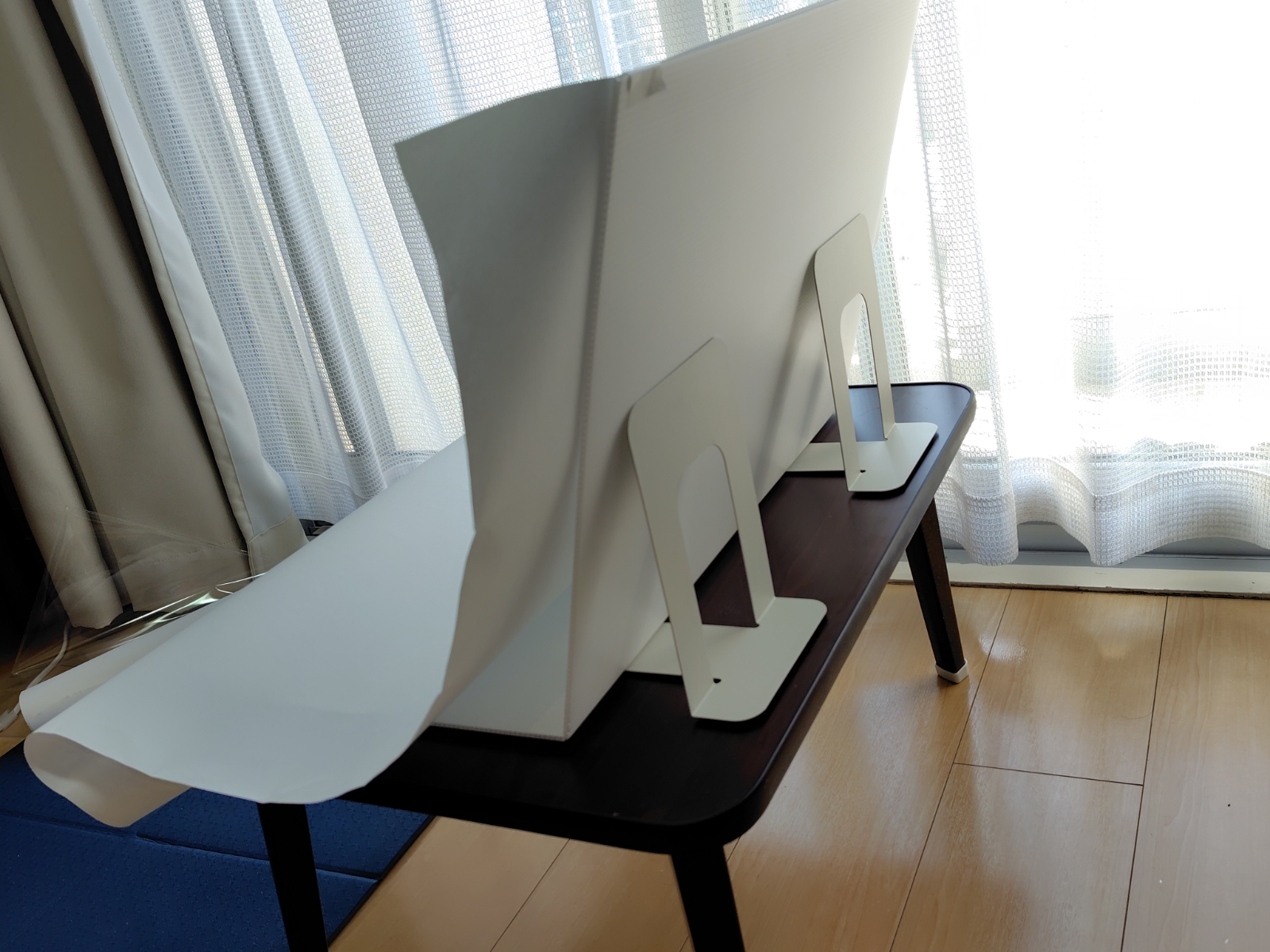 自作撮影ボックスを後ろから見たところ